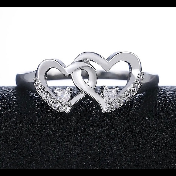 New! 925 Silver Double Hearts Ring! - Picture 8 of 10
